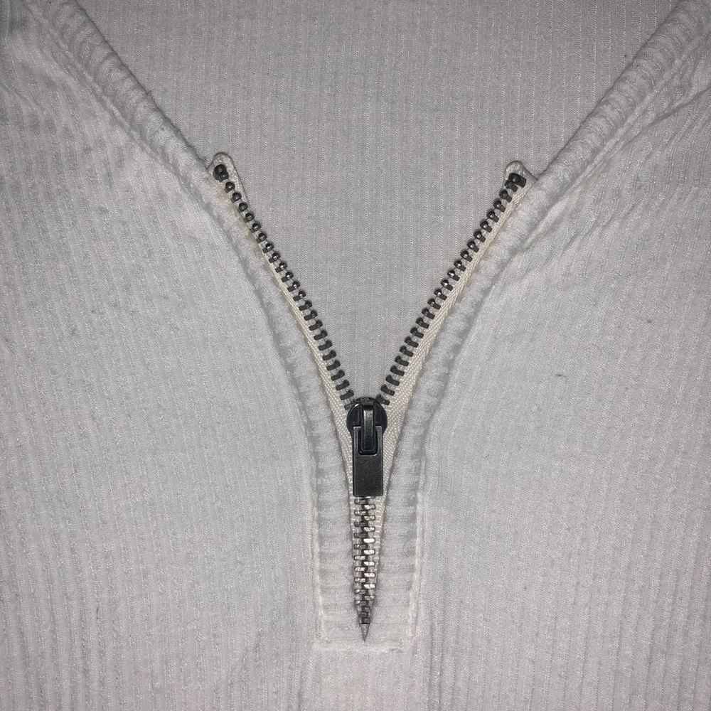 Express top - Picture 3 of 3